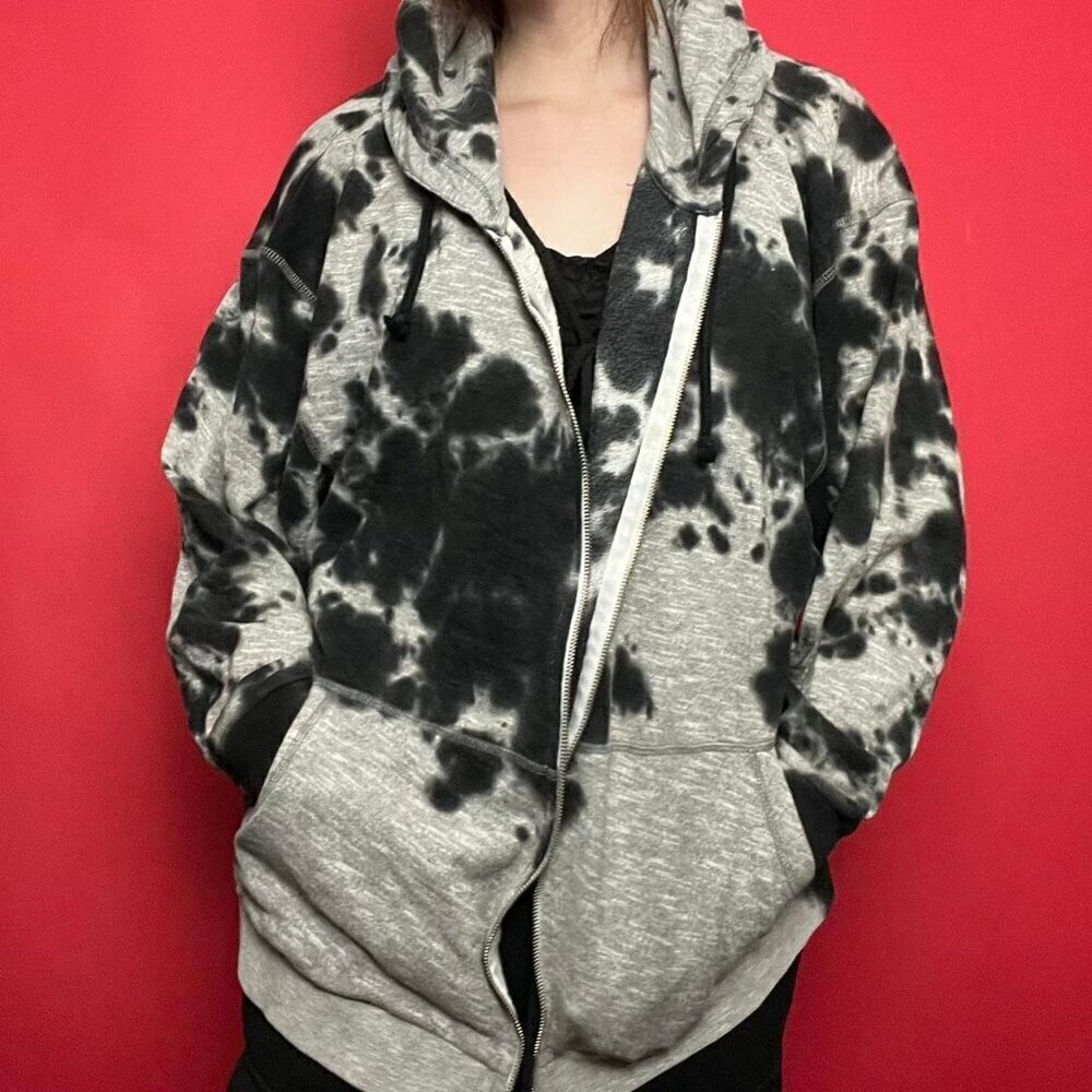 BDG / Black and grey splatter tie dye hoodie 🩶🖤​​​​​​​​
